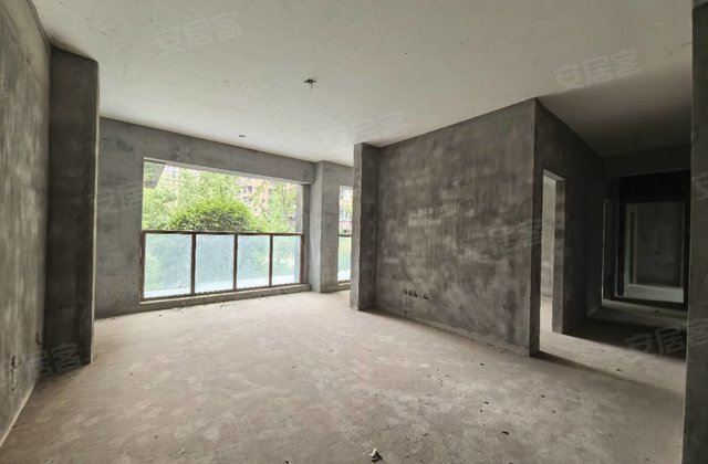 鹭湖国际4室2厅110㎡59万二手房图片