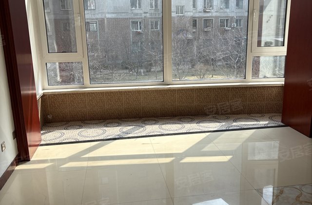 韩国城商品房3室2厅150㎡75万二手房图片