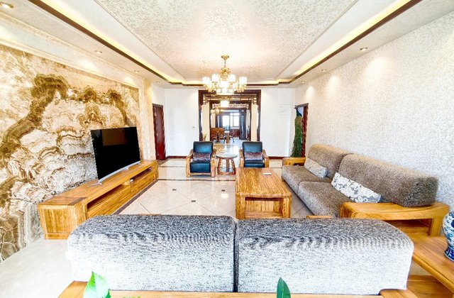 伊泰华府岭秀5室3厅256㎡235万二手房图片