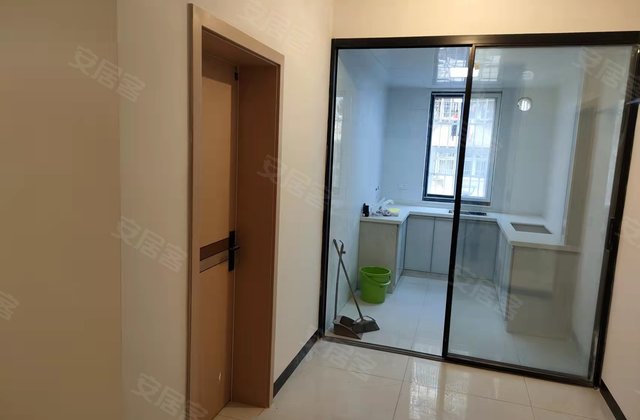 凤华商城小区3室1厅100㎡45万二手房图片