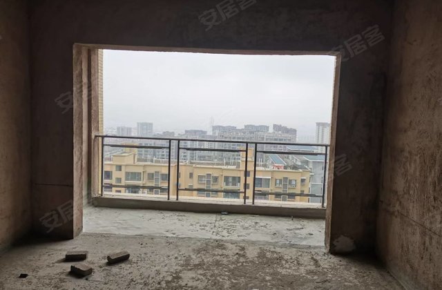 东晟清华园3室2厅129㎡36.9万二手房图片