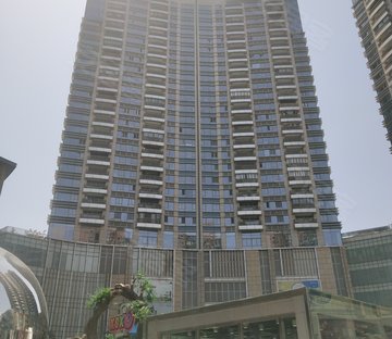 日月光伯爵居