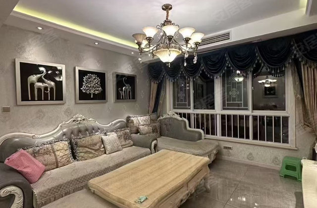 御湖公馆3室2厅129㎡109万二手房图片