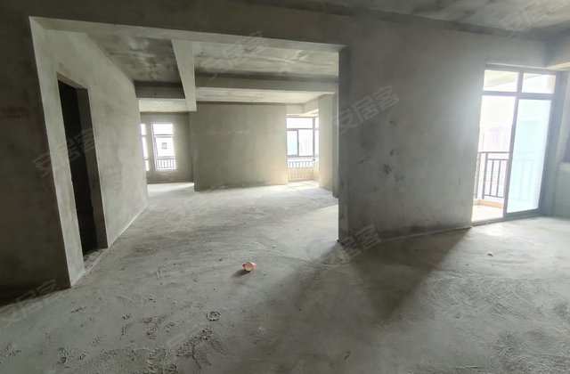 隆盛华府3室2厅119㎡50万二手房图片