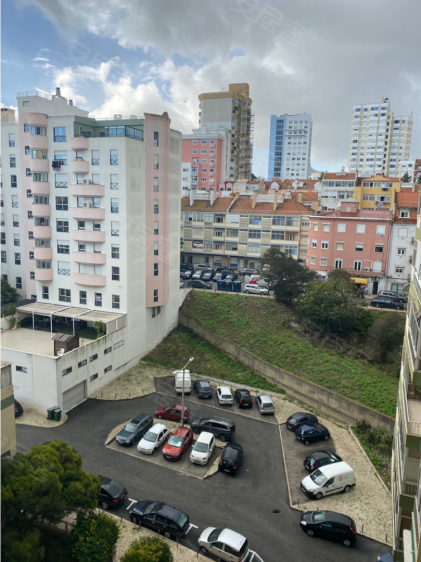 葡萄牙约¥207万公寓 - 93平方米 - T2二手房公寓图片