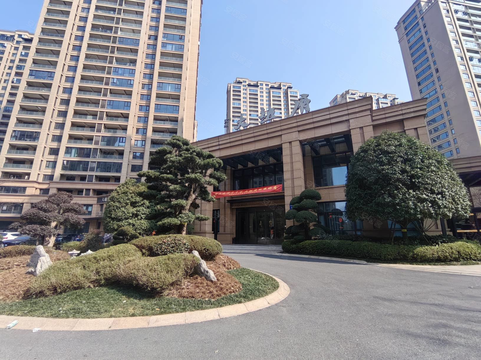 急售 天圣大樾府公主洋房 边套全明户型全天阳光 地铁口,天圣大越府