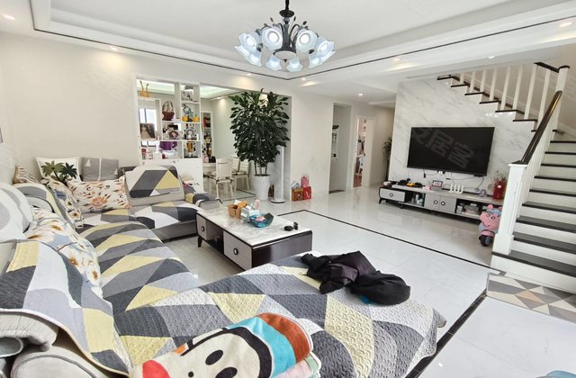 盛世佳园4室3厅170㎡90万二手房图片