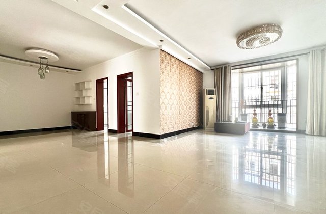 莲花苑4室2厅147㎡75万二手房图片