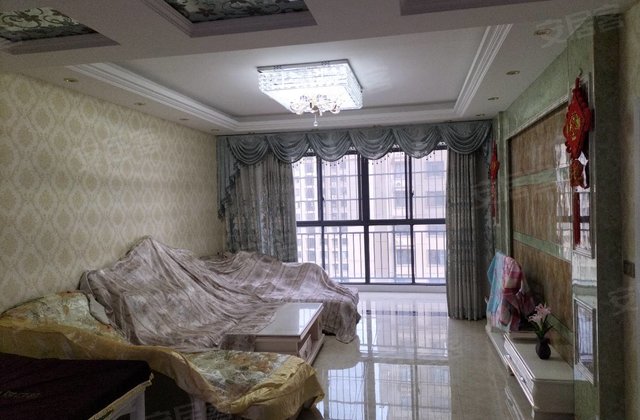 翡翠山湖3室2厅130㎡55万二手房图片