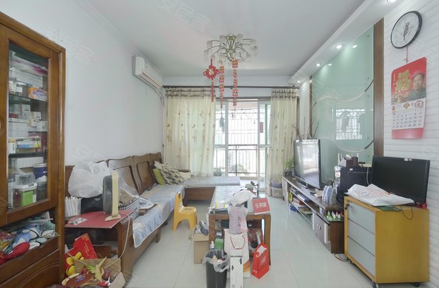 金叶茗苑3室2厅1卫95.96㎡西北402万