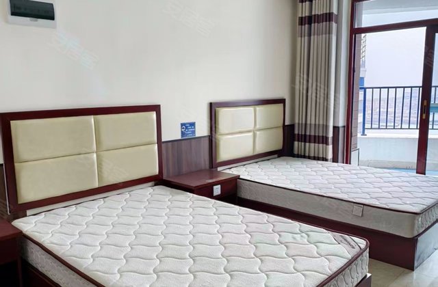 港汇蓝海国际1室1厅51.78㎡26万二手房图片