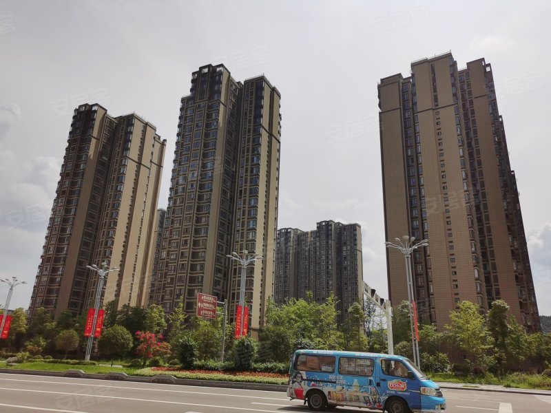 绿地城上海滩花园(三期),潆华北路-南充绿地城上海滩花园(三期)二手房