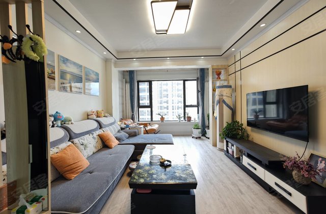 公园里3室2厅120㎡104万二手房图片