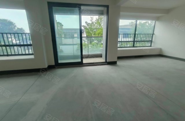 绿城乌镇蘭园4室2厅138.34㎡124万二手房图片