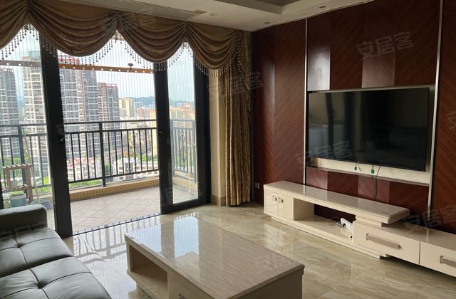 中央豪门3室2厅111㎡71.8万二手房图片