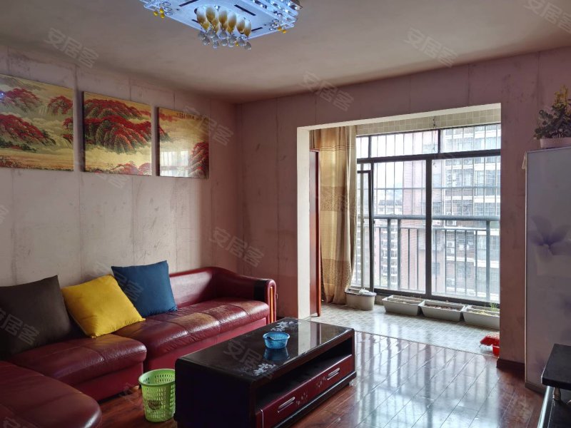 急售龙城华府精装三房随时看房