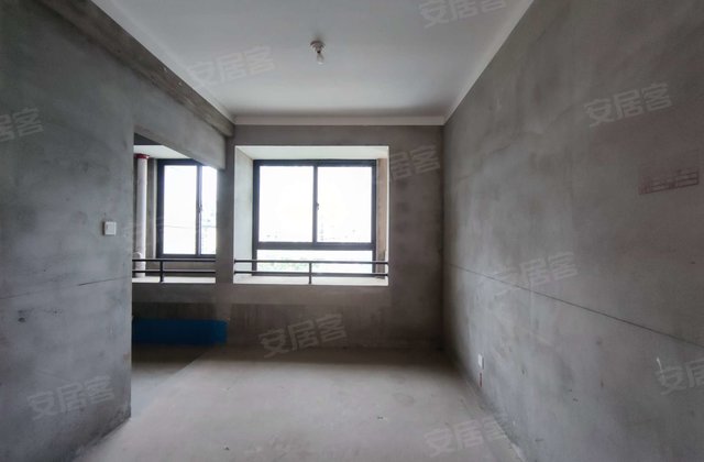 成美铂悦府3室2厅113㎡82万二手房图片