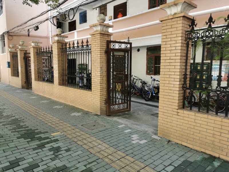 友谊路12-32号小区 