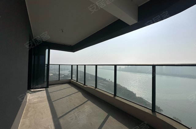 朗诗大发江屿湾4室2厅205㎡165万二手房图片