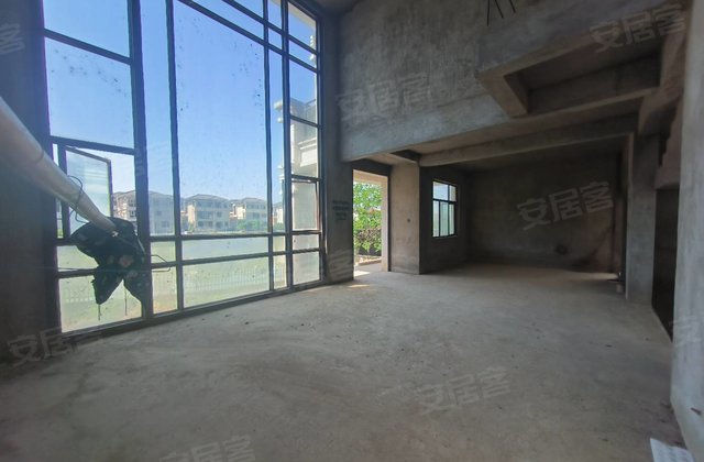 德和沁园(别墅)7室2厅305㎡580万二手房图片