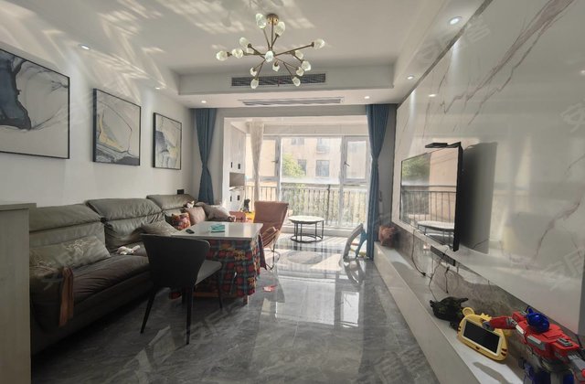 光谷新都4室2厅115㎡53万二手房图片