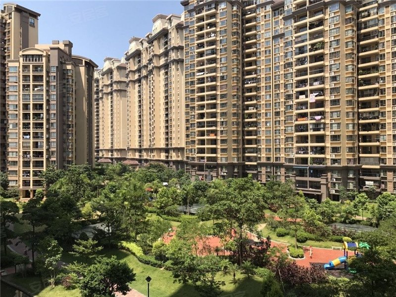 翡翠绿洲湖滨苑