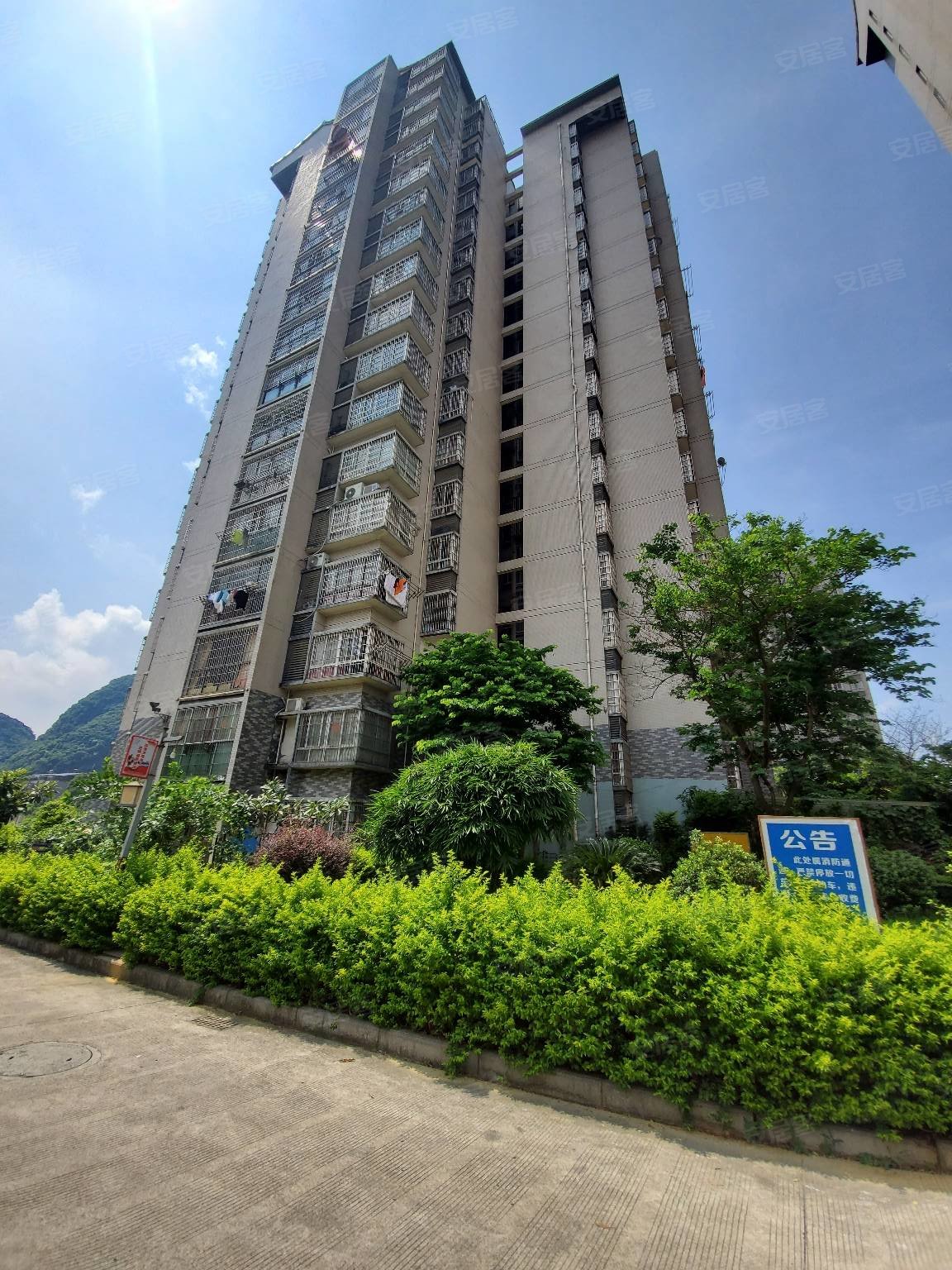 柳工颐华城柳太路汽贸园旁电梯3室1厅1卫1216平方米