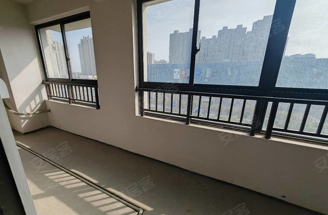 秀山信达城(四期)3室2厅125㎡125万二手房图片