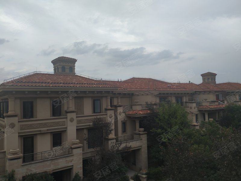 保利天鹅语苑(一期别墅) 