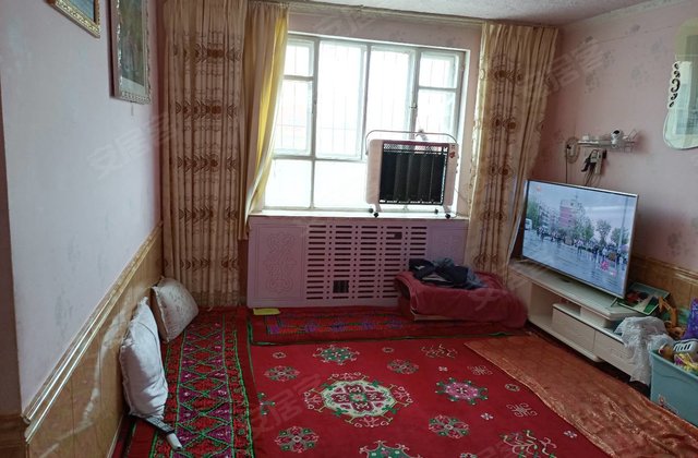 克州矿业小区3室2厅77㎡36万二手房图片