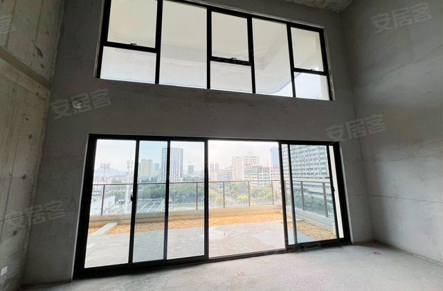 华宏云墅4室2厅136㎡103万二手房图片