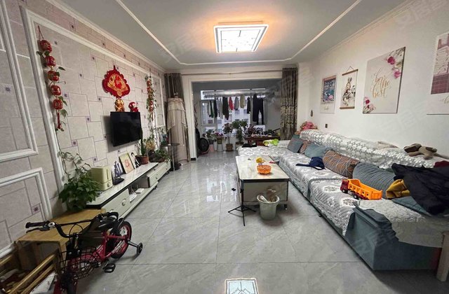 西苑丽景沁园3室2厅135.56㎡66万二手房图片