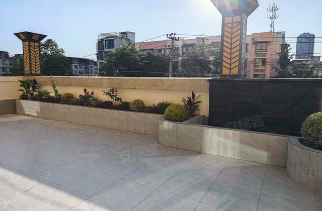 江岸国际3室2厅106㎡83.6万二手房图片