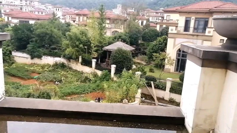 卓越麓山别墅(别墅)