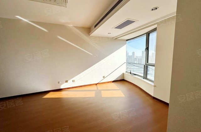 仁恒海河广场4室2厅161.22㎡650万二手房图片