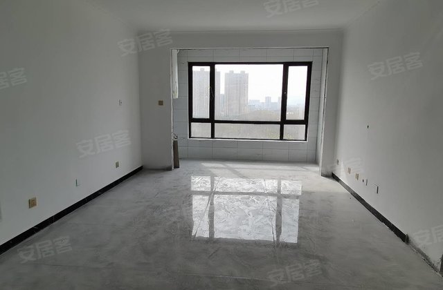 玉龙湾3室2厅130㎡110万二手房图片