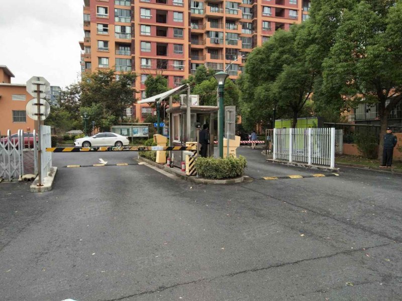 水清年华臻景苑 