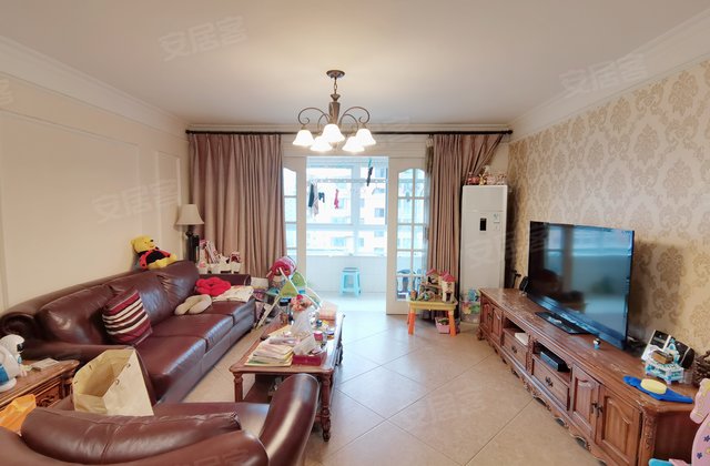 红山圣都3室2厅149㎡460万二手房图片