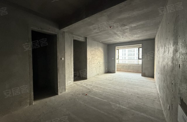 滕投瑞府3室2厅107.43㎡60.5万二手房图片