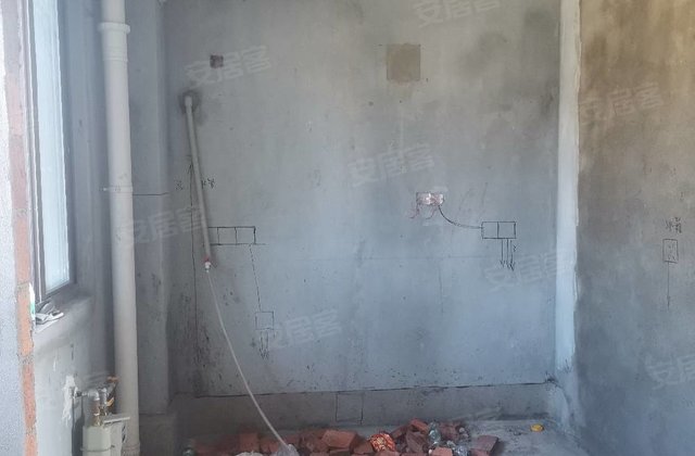 坂中新村3室2厅130㎡63万二手房图片