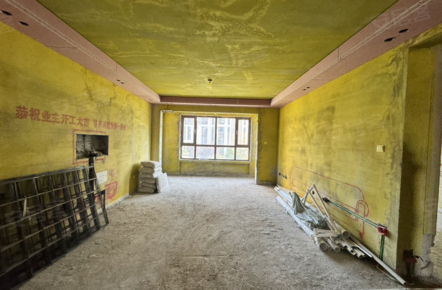 中华城3室2厅130㎡72.8万二手房图片