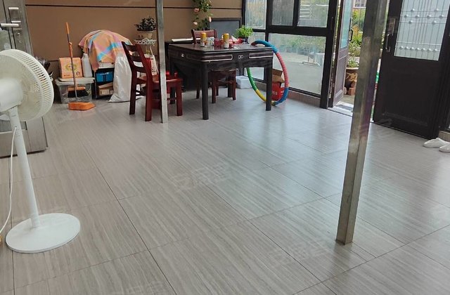 新站世纪城3室2厅118㎡79万二手房图片