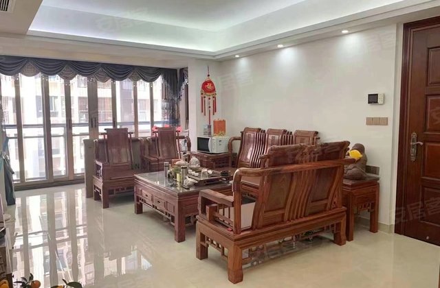 潮州房产网>潮州小区>饶平小区>恒晟购物广场小区>逸景佳园>