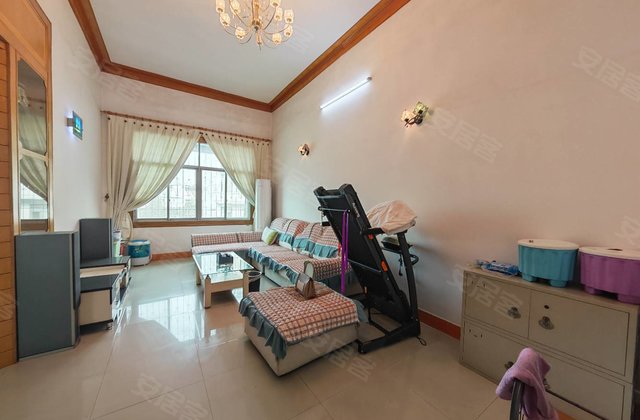 园林公寓3室2厅100㎡27万二手房图片