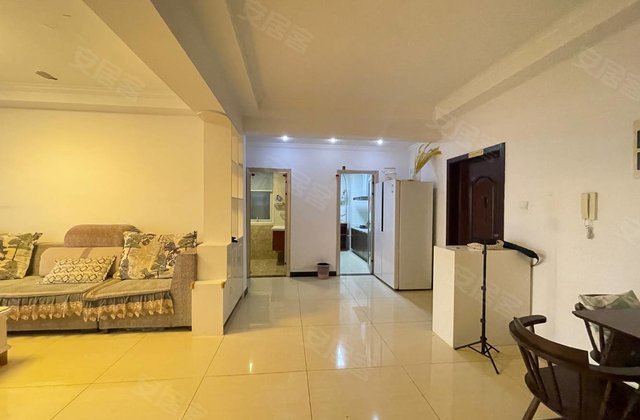 未来湖滨花园3室2厅129㎡67.5万二手房图片