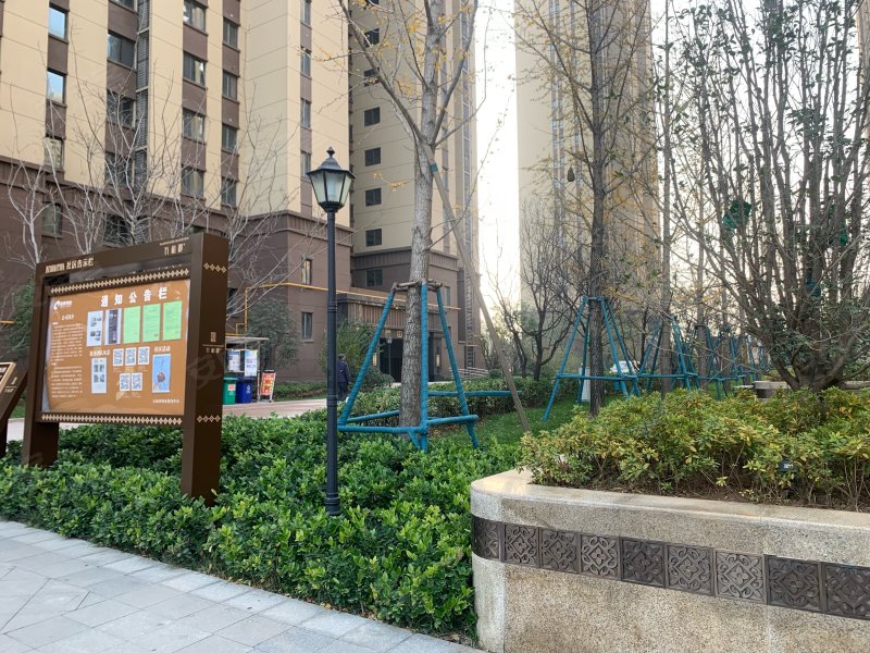 隆基泰和万和郡,沣泾大道,近经五路