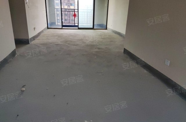 泰威中央公园3室2厅135㎡79万二手房图片
