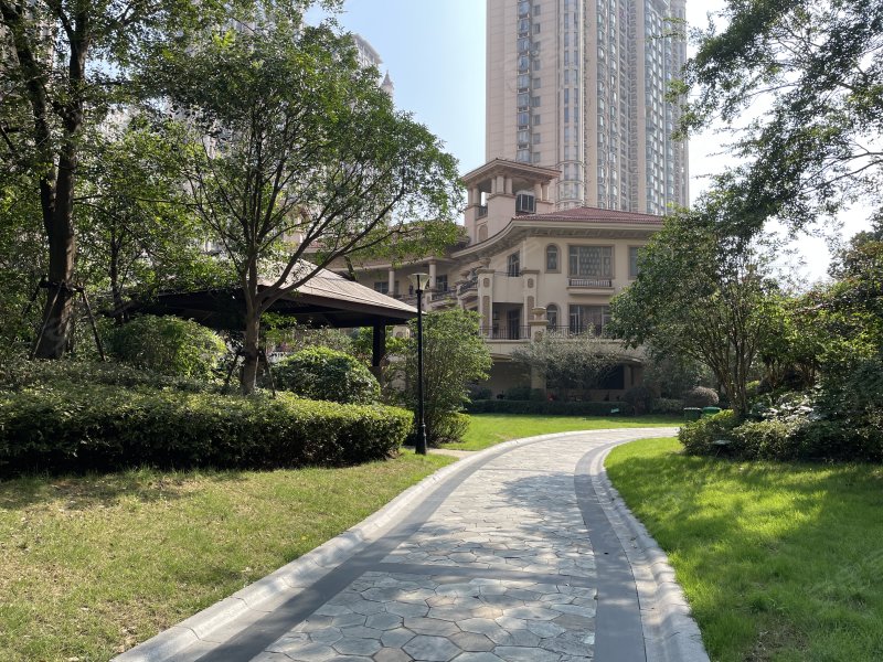 中南世纪花城一期