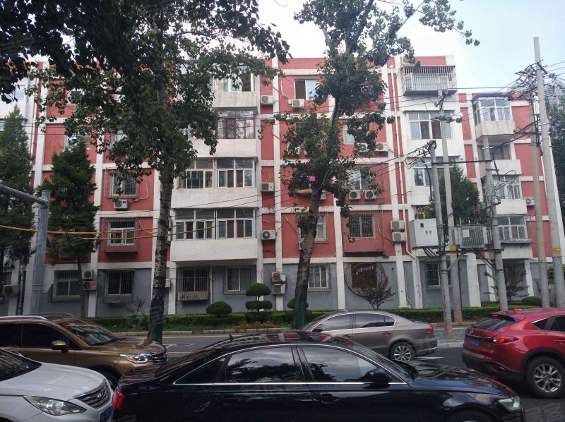 朝外芳草地社区