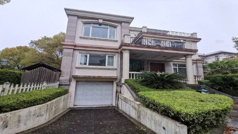 金爵别墅,龙东大道4028弄-上海金爵别墅二手房,租房,房价-上海安居客